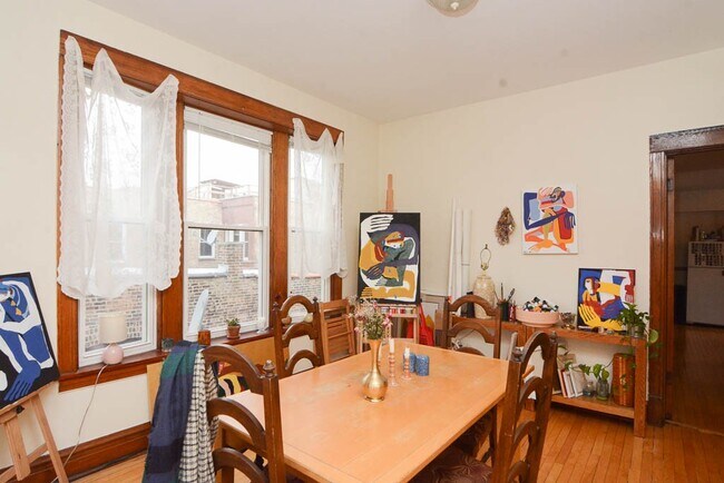 Foto del edificio - 2312 W Iowa St