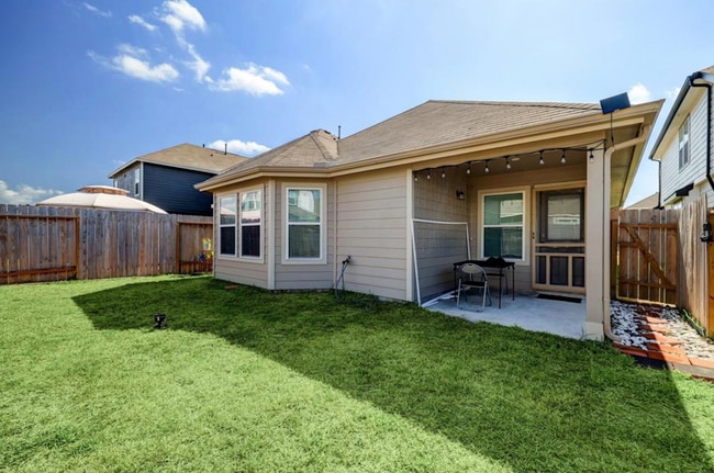 Building Photo - 25514 Woodmere Spur Ln