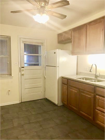 Foto principal - 1526 Bataan Dr