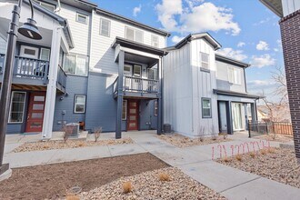 Building Photo - 1330 Hoyt St