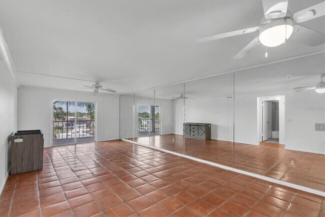 Foto del edificio - 4900 38th Way S