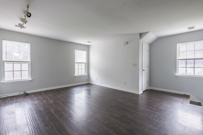 Foto del edificio - 1607 Ralph David Abernathy Blvd SW