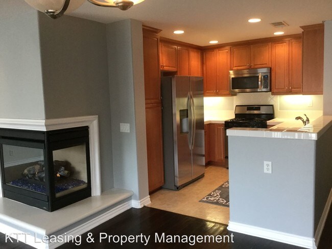 Building Photo - 28373 Casselman Ln