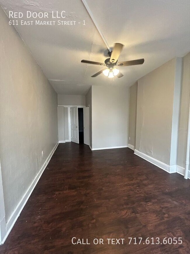 Foto del edificio - 611 E Market St