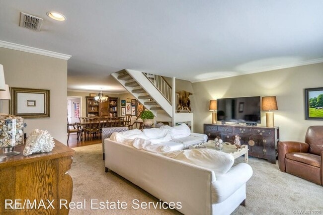Building Photo - 3 br, 2.5 bath House - 51 Tealwood