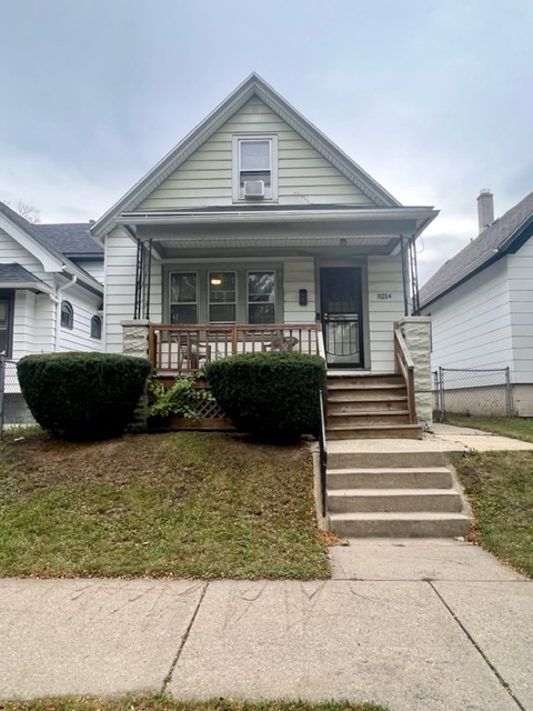 3214 N 11th St, Milwaukee, WI 53206 - House Rental in Milwaukee, WI ...