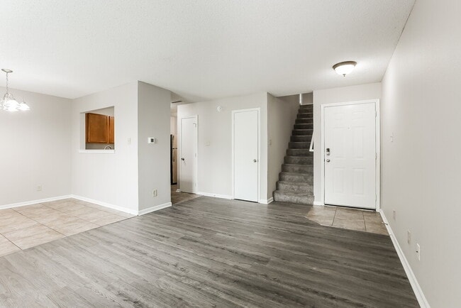 Building Photo - 10969 Sweetsen Rd