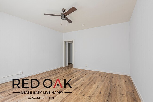 Foto del edificio - 960 S Oxford Ave