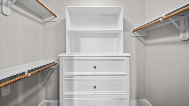 Foto del edificio - 1017 Howard Ln