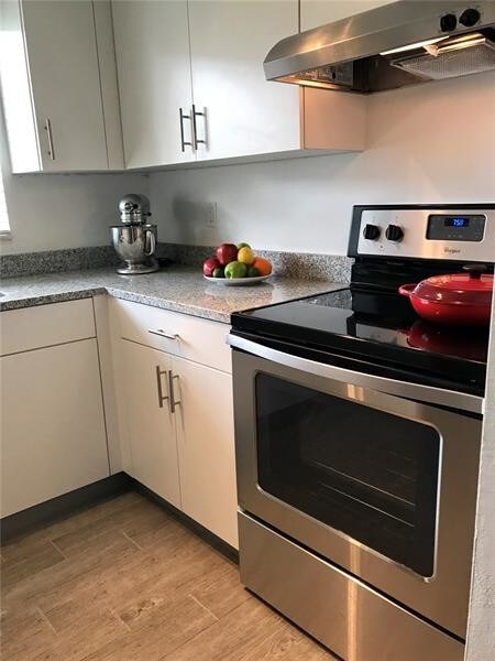 Foto del edificio - 2731 N Andrews Ave