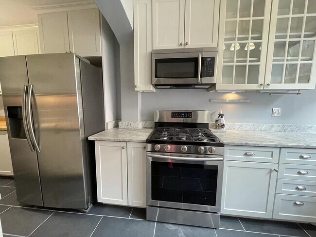 Foto del edificio - 1422 Parkwood Pl NW