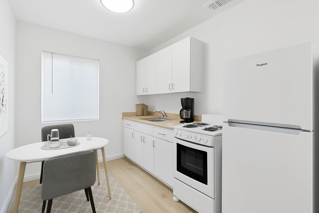 Interior Photo - Vista Pines