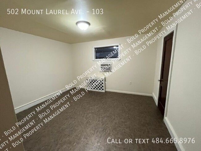 Building Photo - 502 Mount Laurel Rd