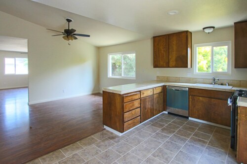 Building Photo - 2021 Sherwood Pl