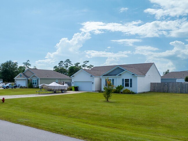 Foto del edificio - Charming 3-Bedroom Home for Rent in The Pr...