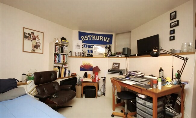 Foto del edificio - 28 Symphony Rd