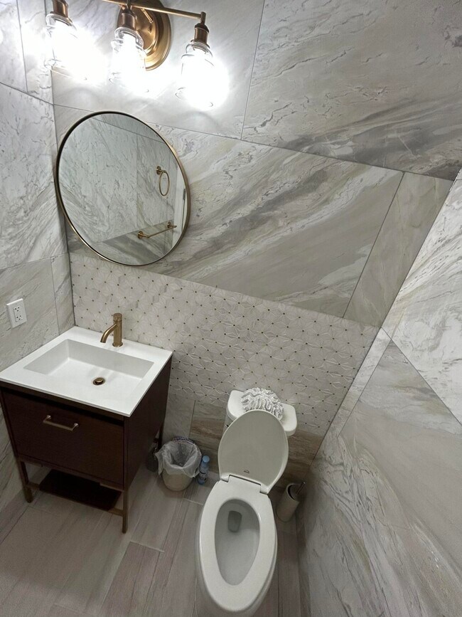 Foto del edificio - 9908 Timber Crk Wy