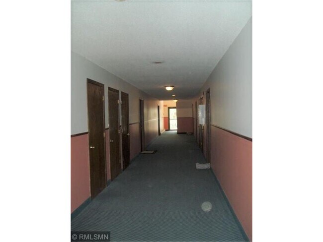 Building Photo - 236 N Jefferson St
