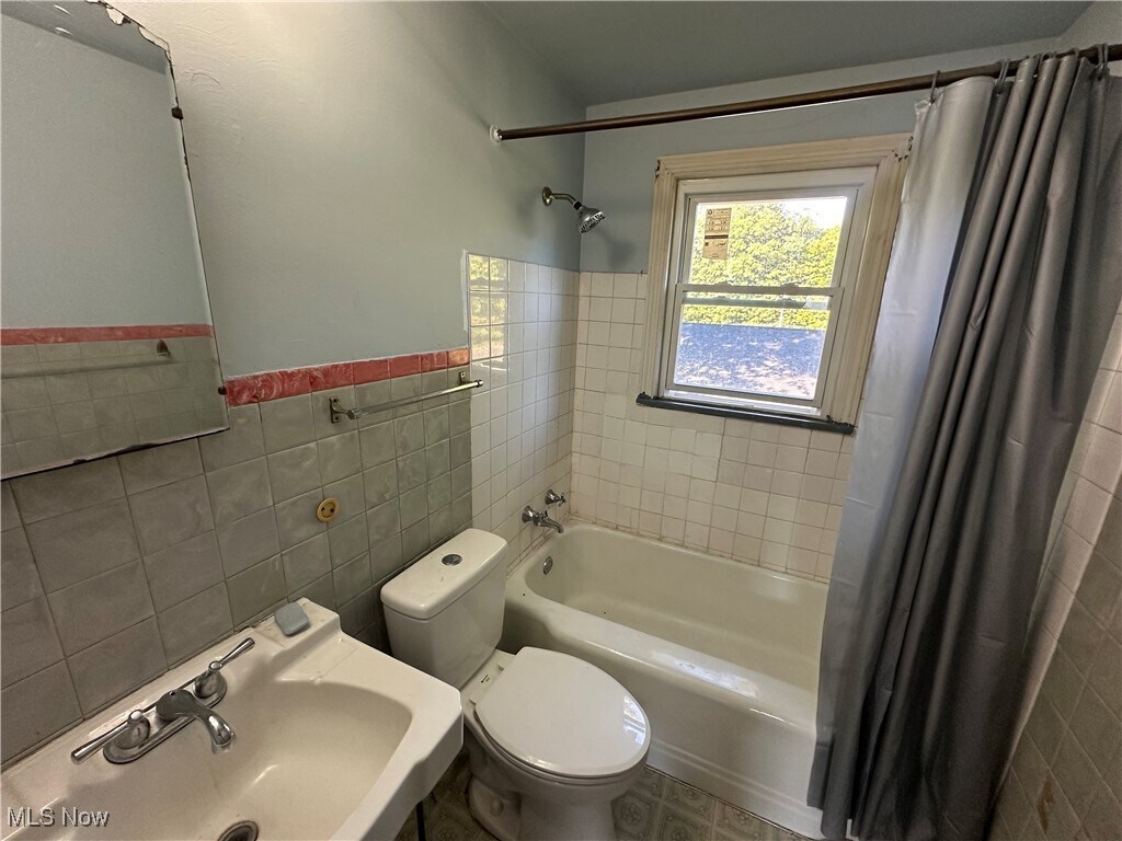 Foto del edificio - 644 W Judson Ave