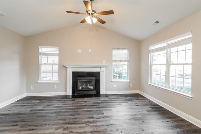 Building Photo - 4908 Elizabeth Rd