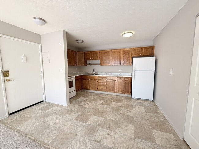 Foto del edificio - Pine Tree Park Apartments