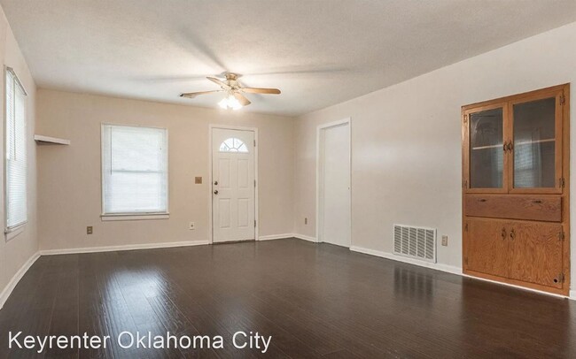 Building Photo - 2 br, 1 bath House - 1201 N Crawford Ave