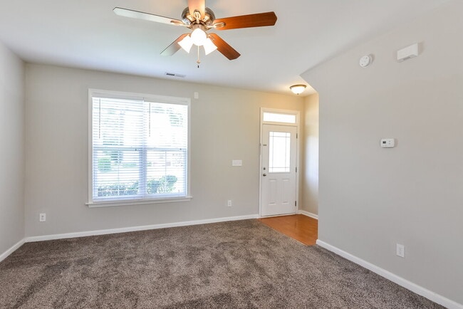 Building Photo - 140 Marino Pl