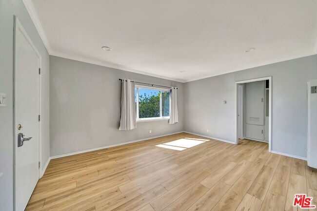 Foto del edificio - 1010 Hill St