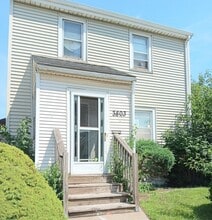 Building Photo - 3803 Drummond St