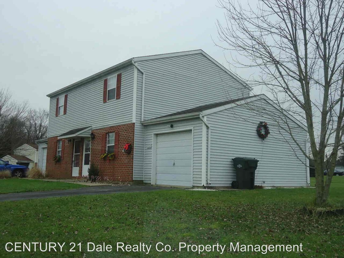 Primary Photo - 1864 Pineview Dr