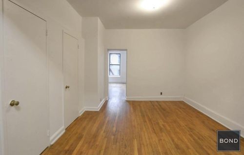 Building Photo - 311 W 54th St