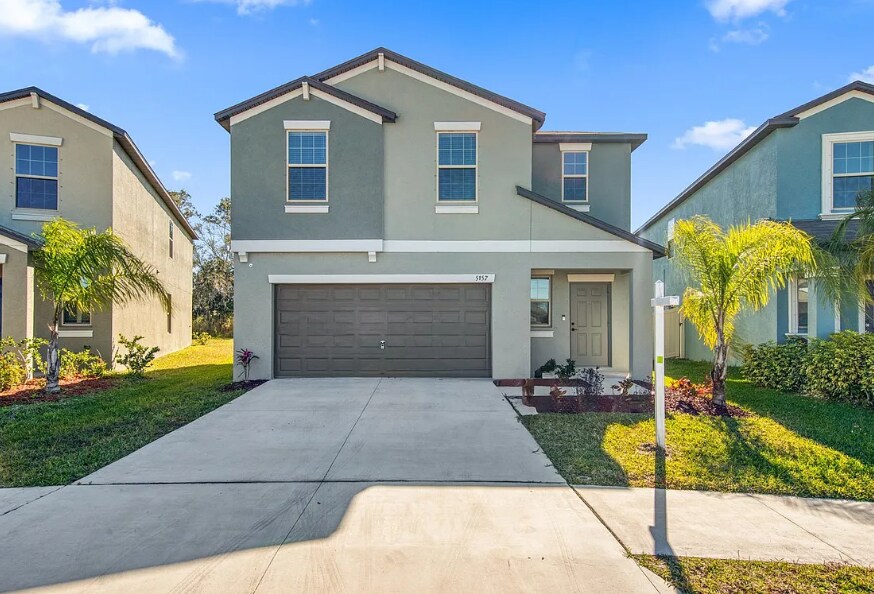 Primary Photo - Beautiful 4 BR 2.5 BA home in desirable Ly...