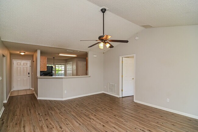 Building Photo - 3518 Brangus Ct