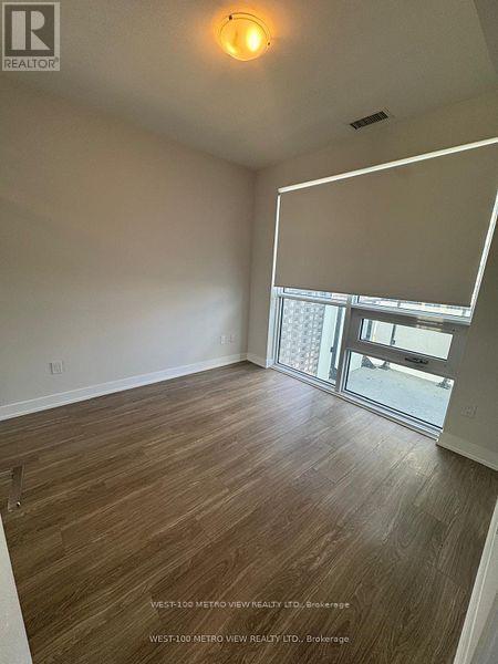 Building Photo - 430 Square One Dr