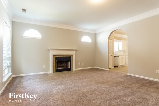 Foto del edificio - 9399 Brook Forest Cir