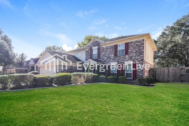 Foto del edificio - 918 Long Prairie Dr