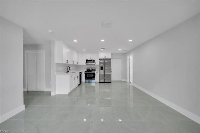 Building Photo - 3819 3rd St W