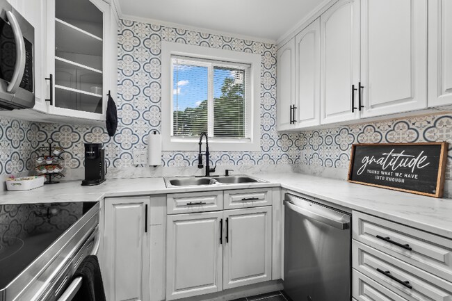 Foto del edificio - 3021 Botany St