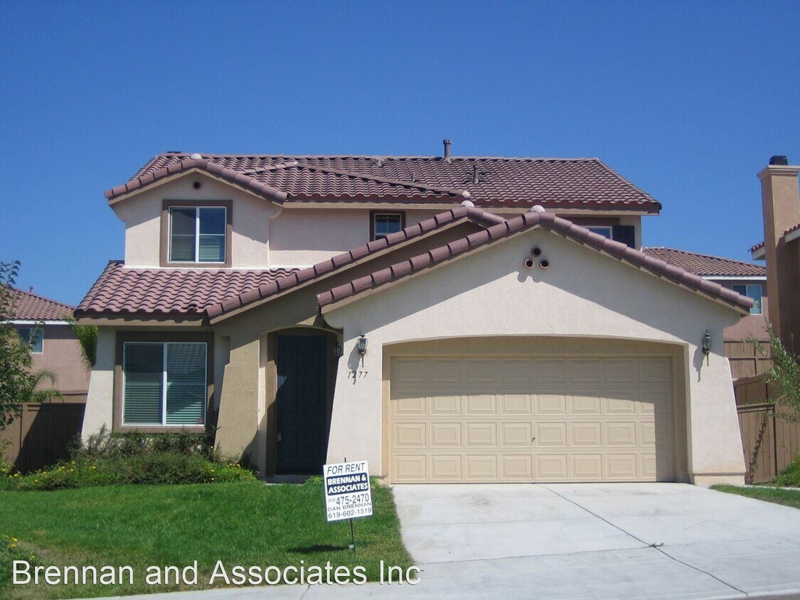 Primary Photo - 4 br, 2.5 bath House - 1277 Steiner Drive