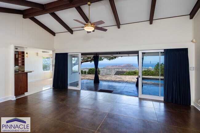 Foto del edificio - 5112 Maunalani Cir