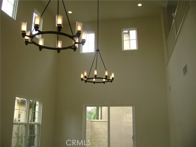 Building Photo - 85 Painted Trellis