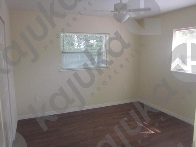 Building Photo - 3585 Prudence Dr