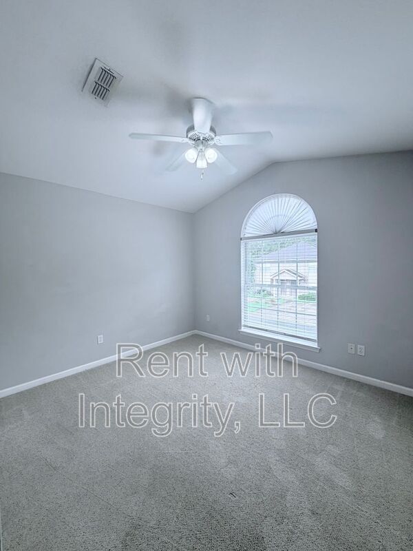 Foto del edificio - 1635 Corey Wood Cir