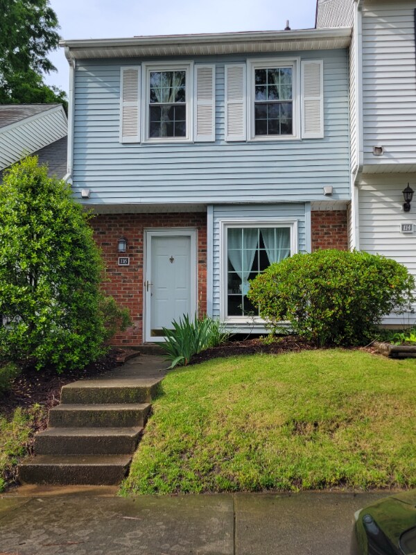 Foto principal - 116 St Andrews Ln