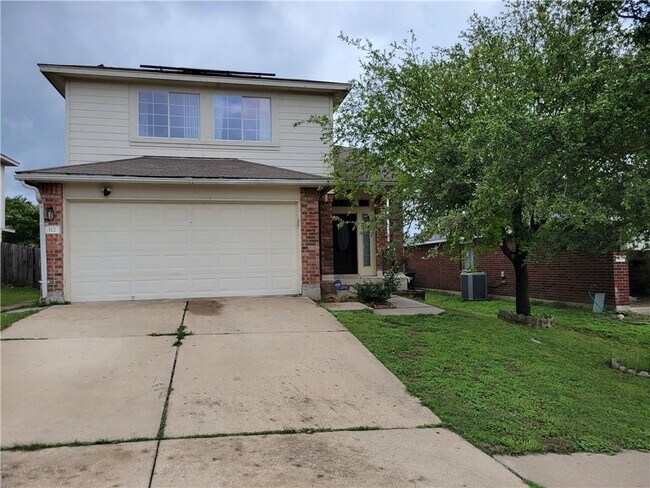 Foto del edificio - 312 Sweet Leaf Ln