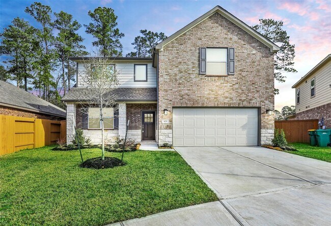 Foto del edificio - 423 Black Walnut Dr