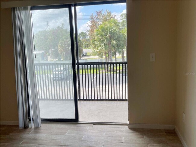 Foto del edificio - 1122 S Pine Ridge Cir