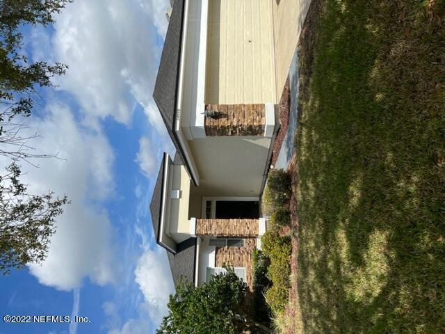 Foto del edificio - 14688 Falling Waters Dr