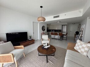 Building Photo - 92 SW 3rd St