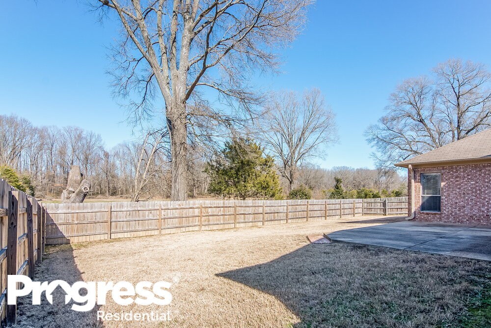 Foto del edificio - 7942 Breezy Meadows Ln